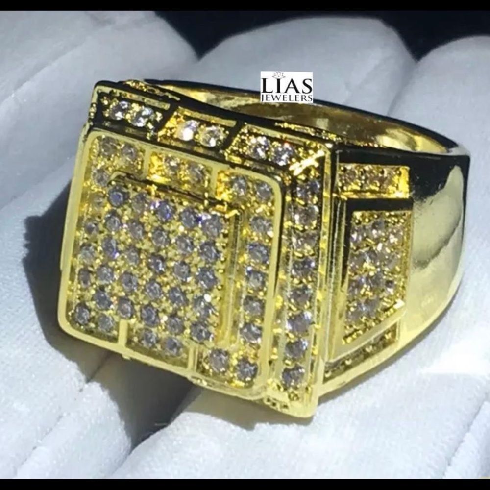 New 18k yellow gold men wedding ring